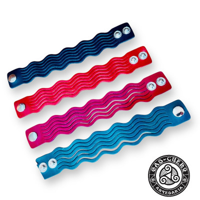 Pulsera ondas brazalete con forma de ondas