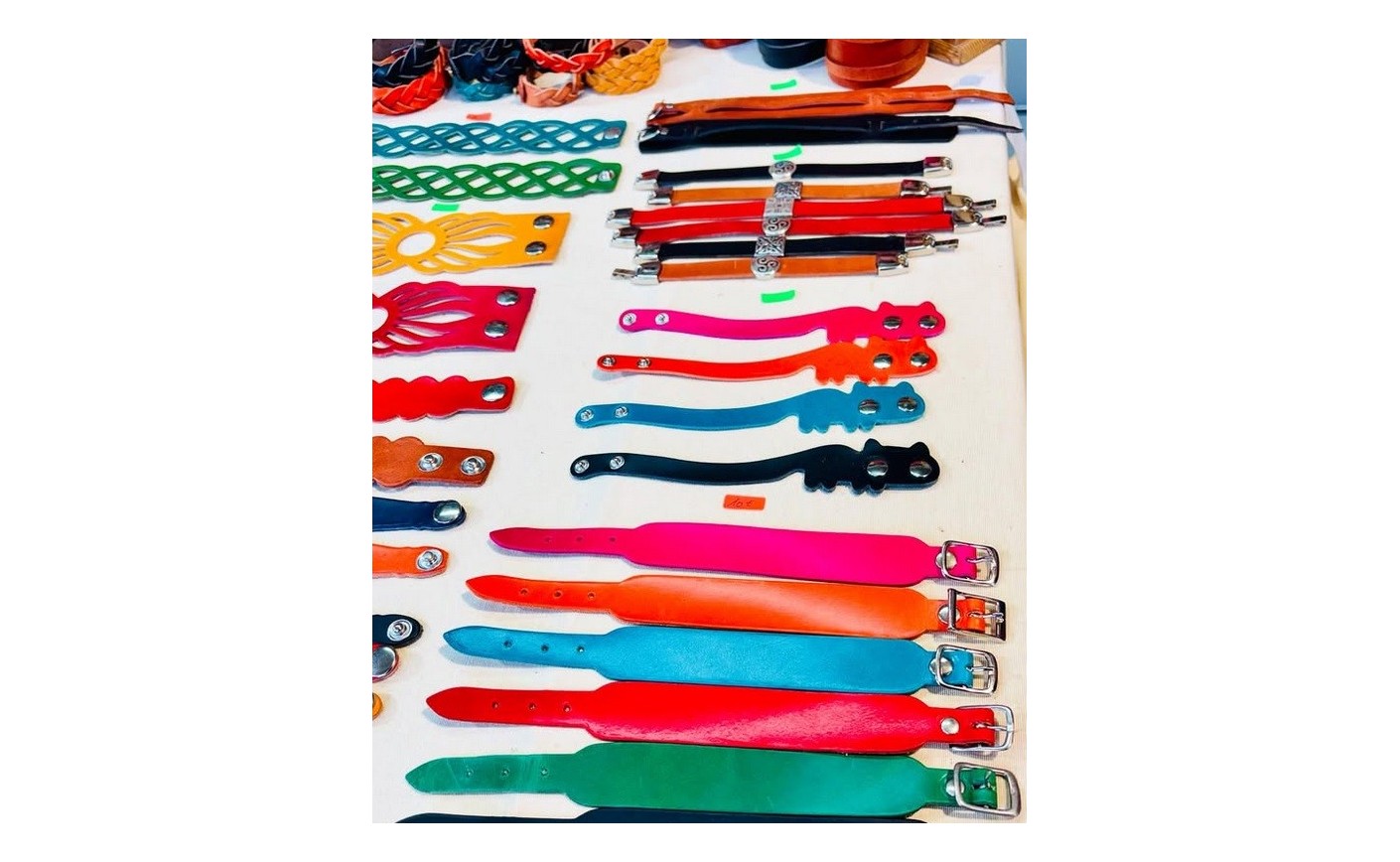 Nuestra Pulsera de Gato Fue un Éxito en la XXXII Feria de Artesanía de Valladolid